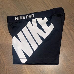 Nike pro shorts worn twice